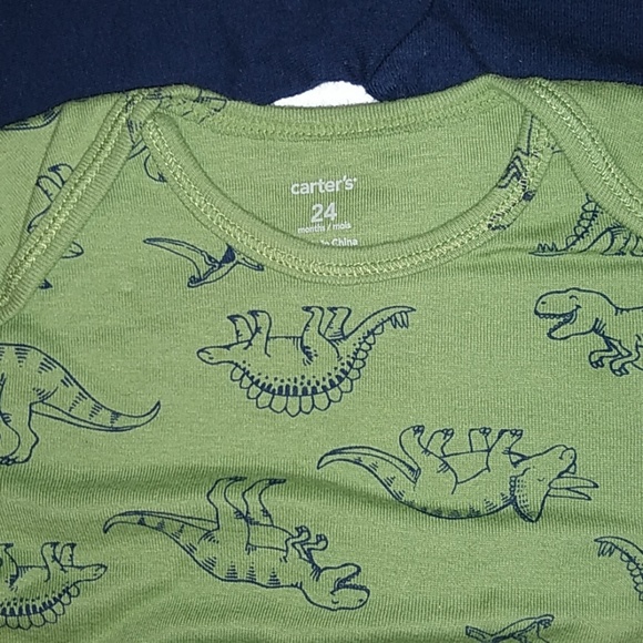 2 Carter's onsies 24 months long sleeve - Picture 2 of 2